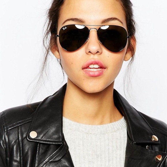 blacked out ray ban aviators